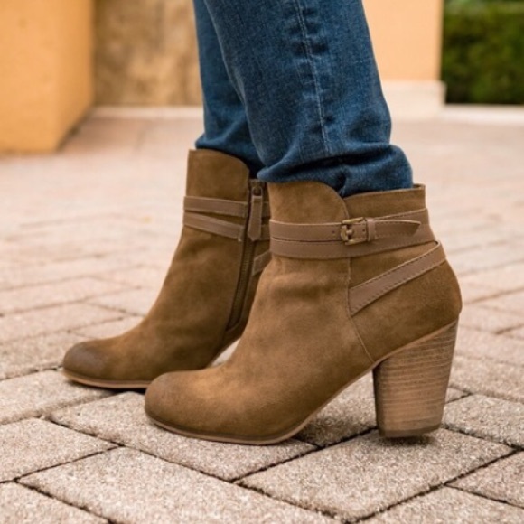 BP Tandem Bootie Khaki Suede 8 - Picture 2 of 8